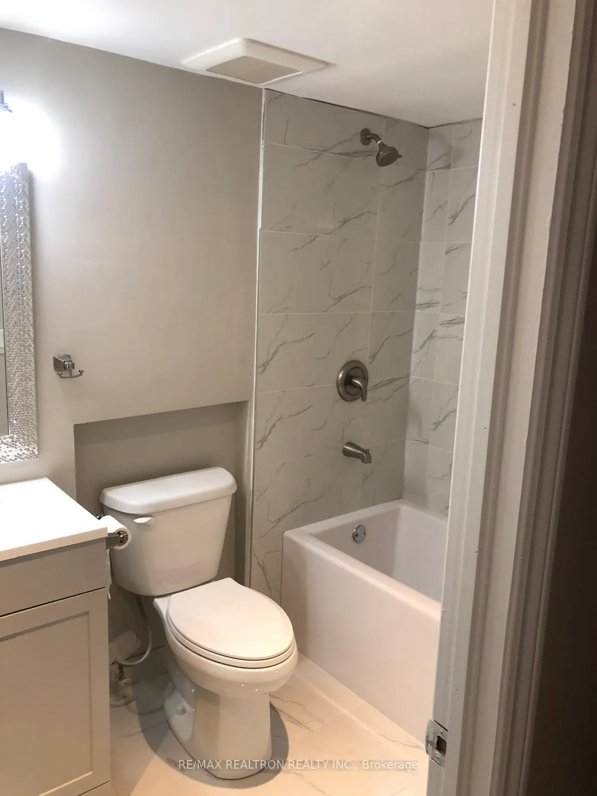 Photo 6 of Unit 113, 3900 Yonge Street, Toronto, Bedford Park-Nortown — HOMEH