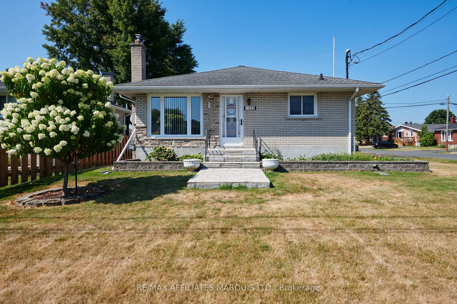 Photo 1 of 1332 St Michel Avenue, Cornwall — HOMEH