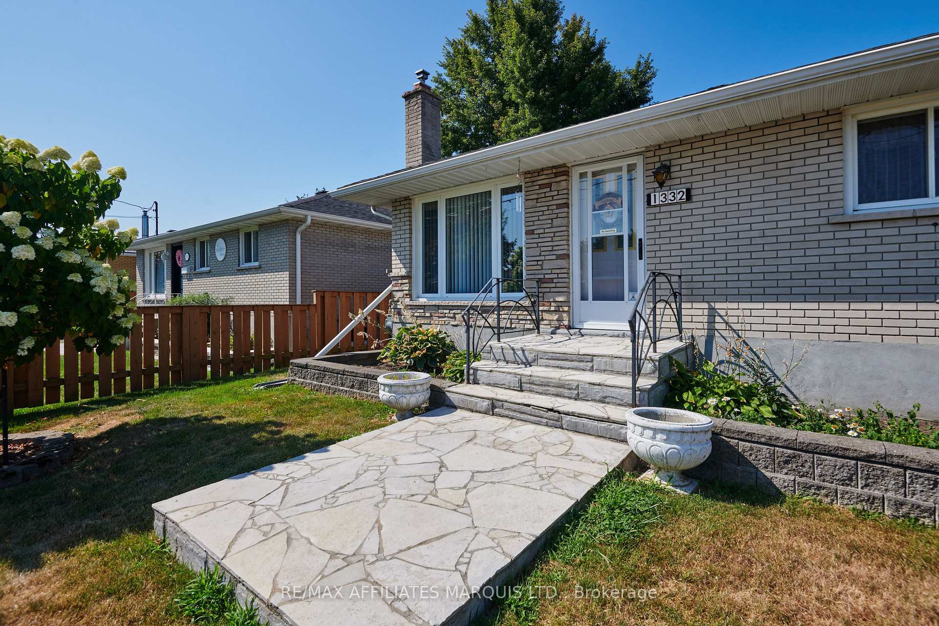 Photo 4 of 1332 St Michel Avenue, Cornwall — HOMEH