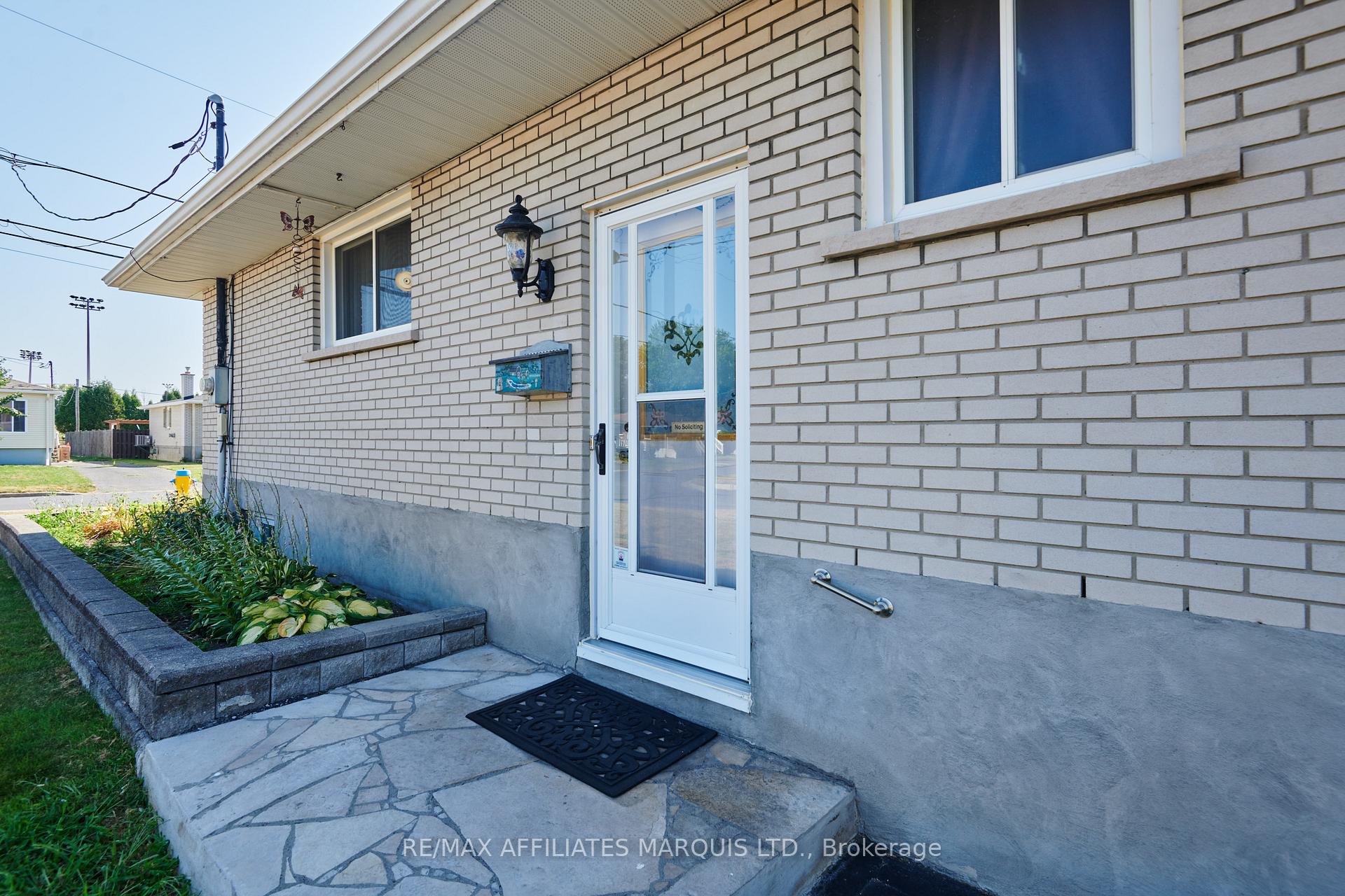 Photo 5 of 1332 St Michel Avenue, Cornwall — HOMEH
