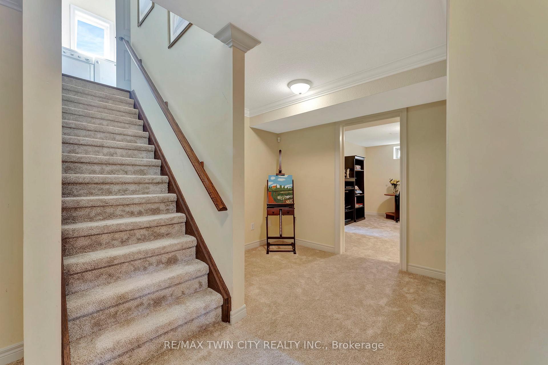 Photo 35 of 32 Cobblestone Drive, Brant, Paris — HOMEH