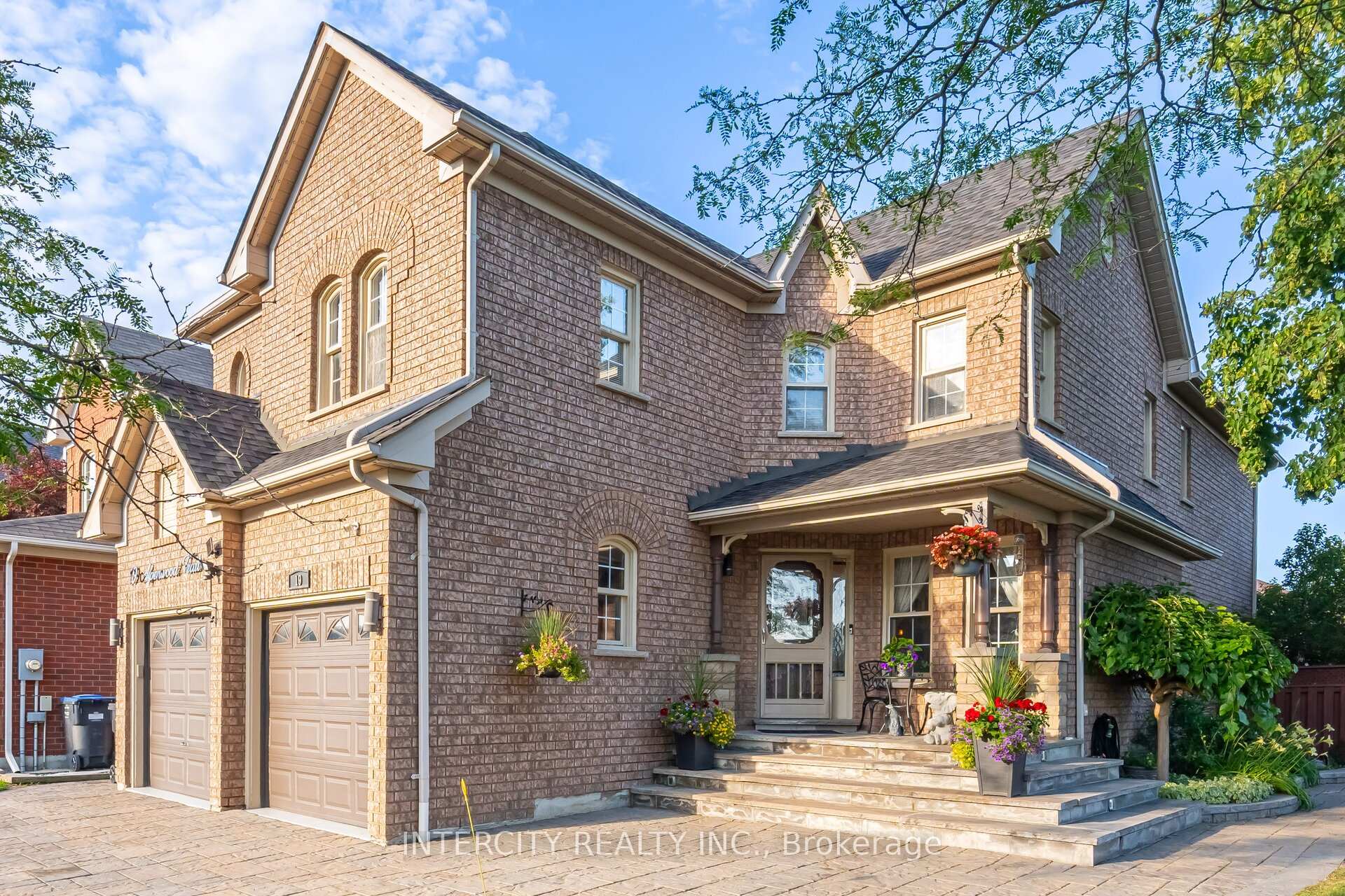 Photo 1 of 19 Aspenwood Trail, Caledon, Rural Caledon — HOMEH