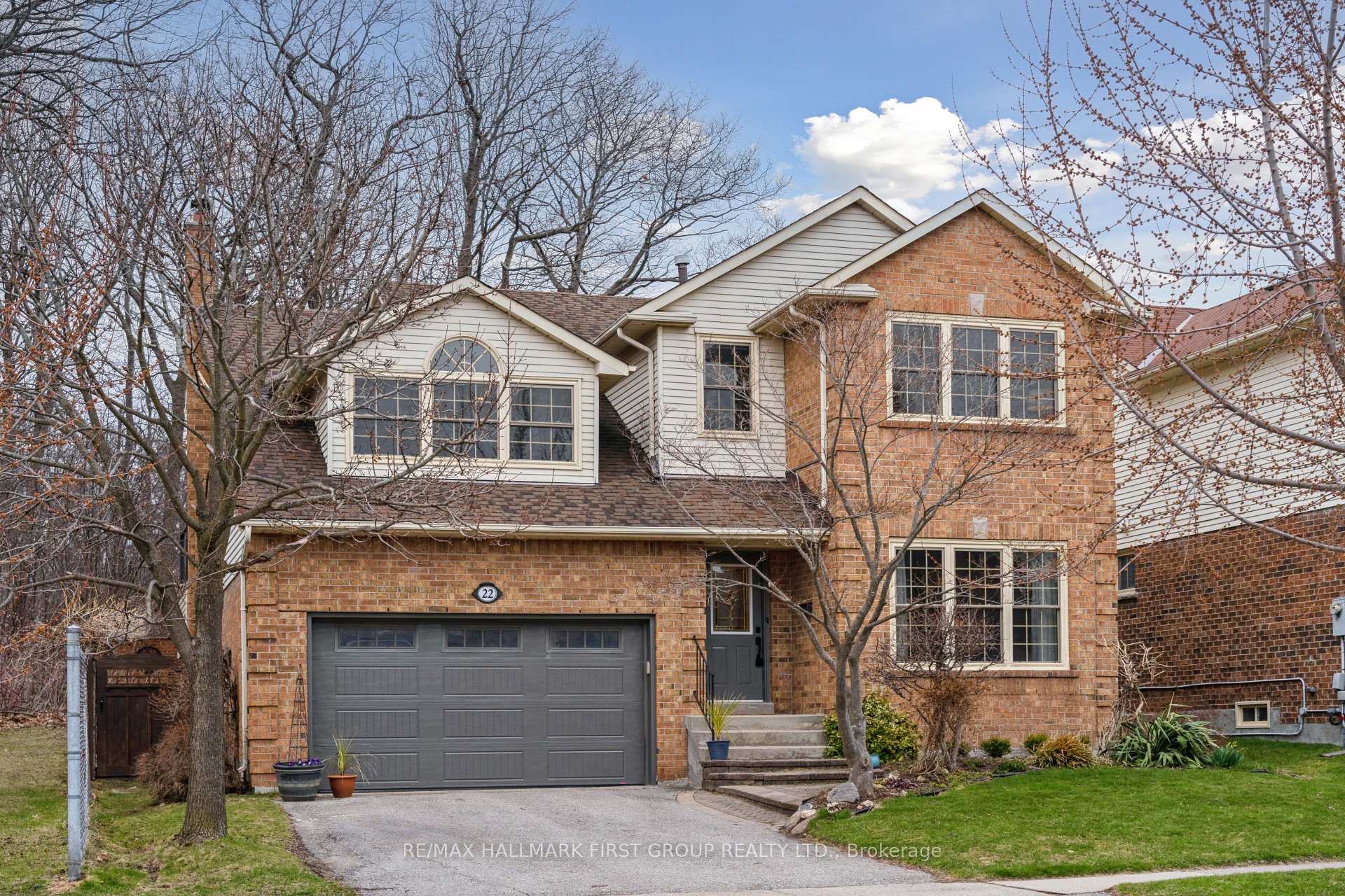 Photo 1 of 22 Milner Crescent, Ajax, South West — HOMEH