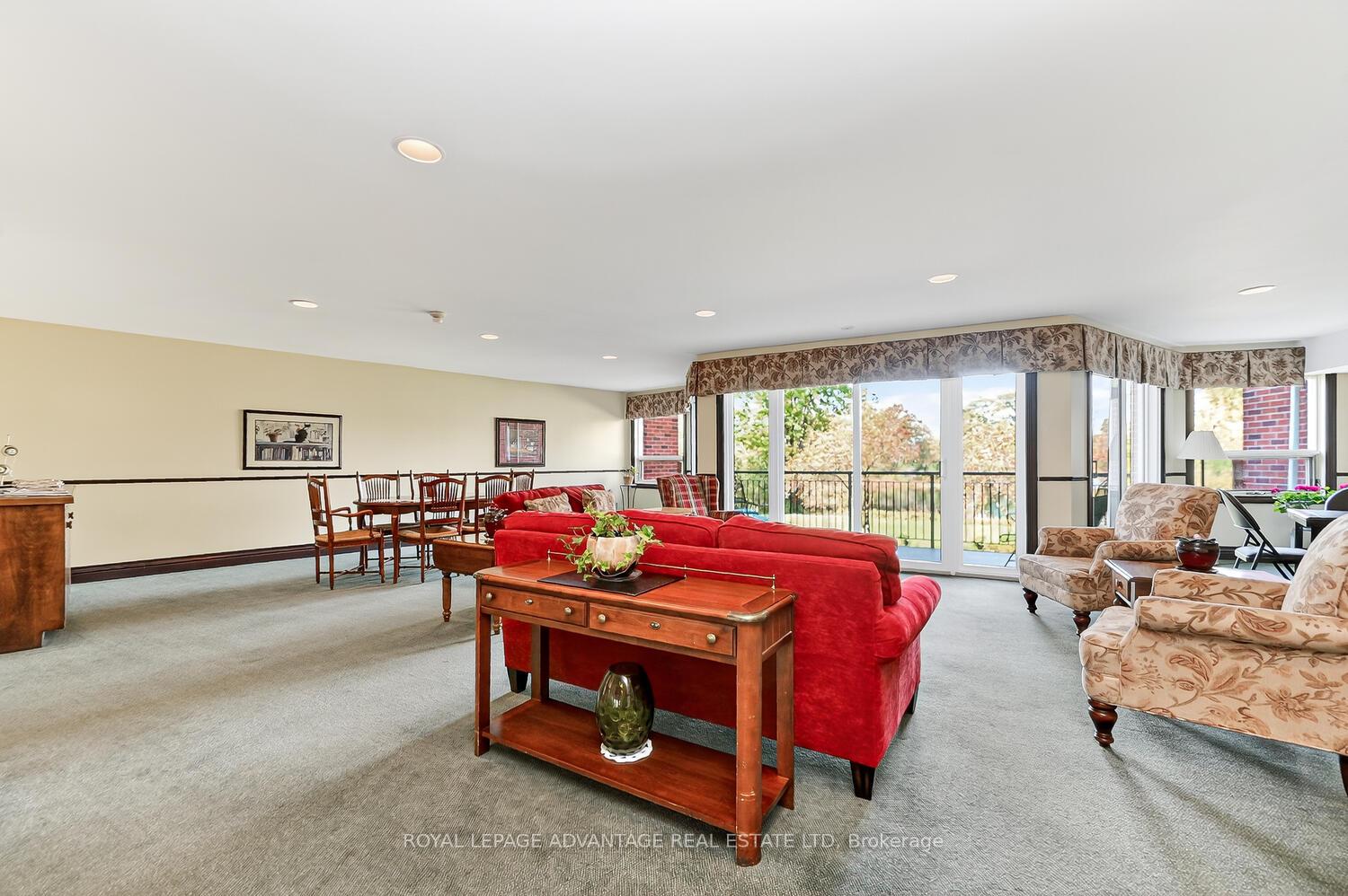 Photo 33 of Unit 206, 23 Rogers Road, Perth — HOMEH