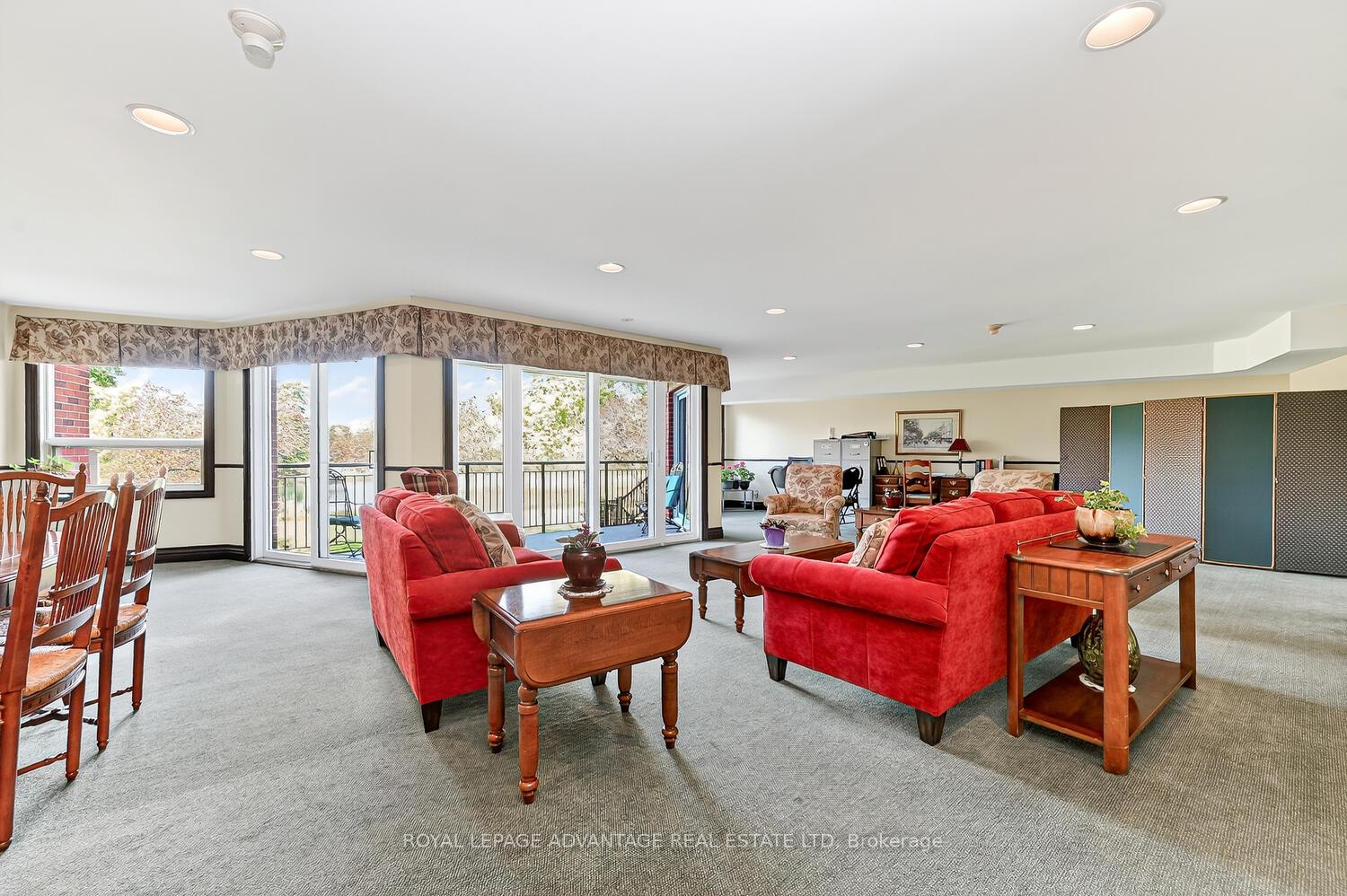 Photo 34 of Unit 206, 23 Rogers Road, Perth — HOMEH