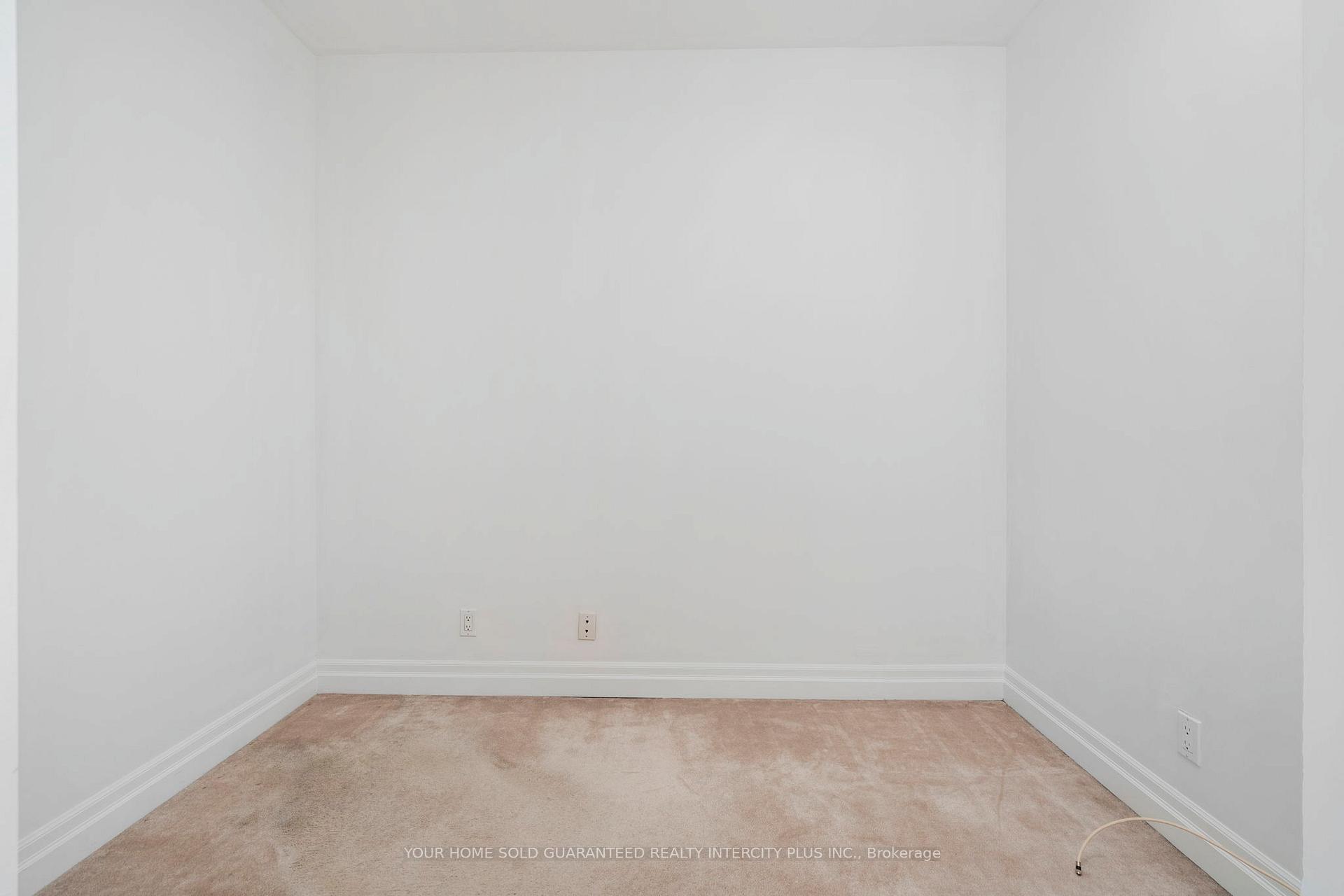 Photo 8 of Unit 907, 44 Bond Street W, Oshawa, O'Neill — HOMEH