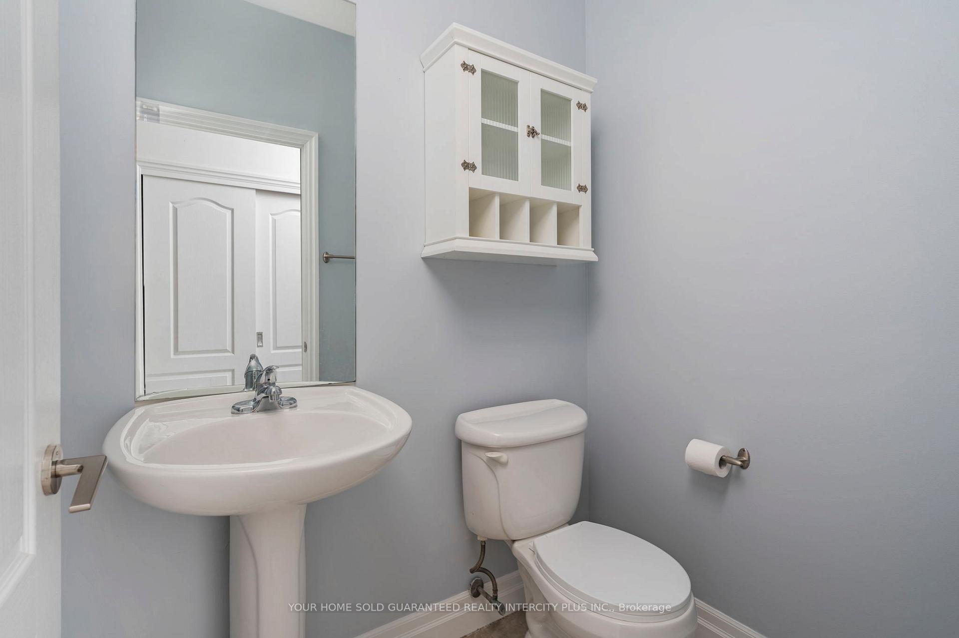 Photo 11 of Unit 907, 44 Bond Street W, Oshawa, O'Neill — HOMEH