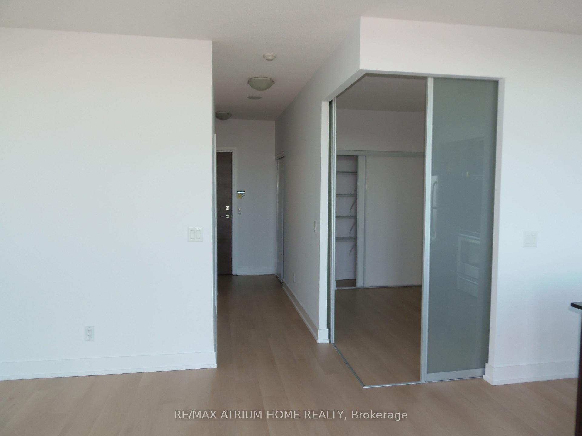 Photo 26 of Unit PH08, 35 Brian Peck Crescent, Toronto, Thorncliffe Park — HOMEH