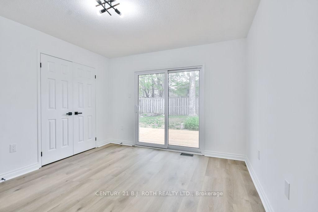 Photo 11 of 105 Monique Crescent, Barrie, East Bayfield — HOMEH