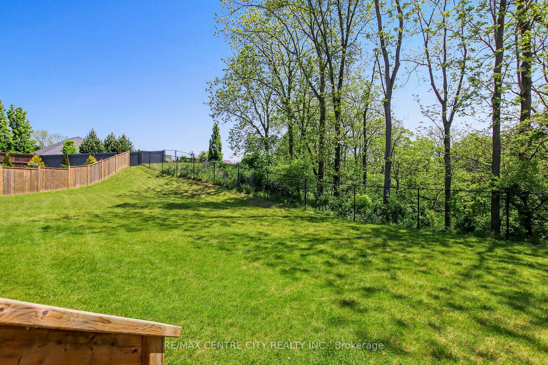 Photo 34 of 12 Lincoln'S Cove, Central Elgin, Rural Central Elgin — HOMEH