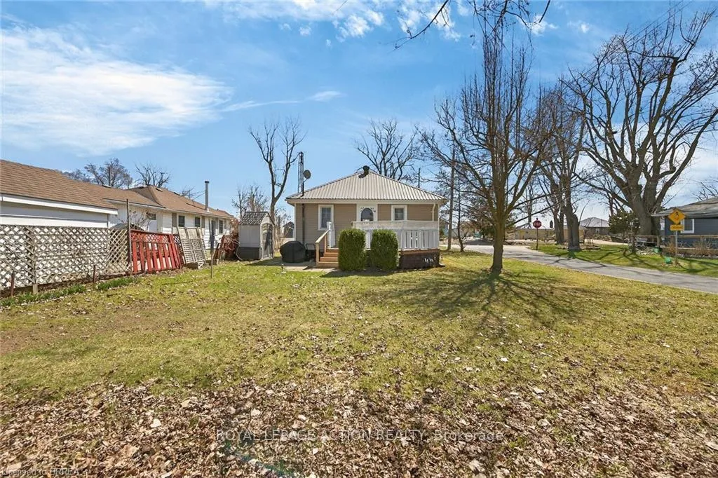 Photo 26 of 88 Erie Boulevard, Norfolk, Long Point — HOMEH