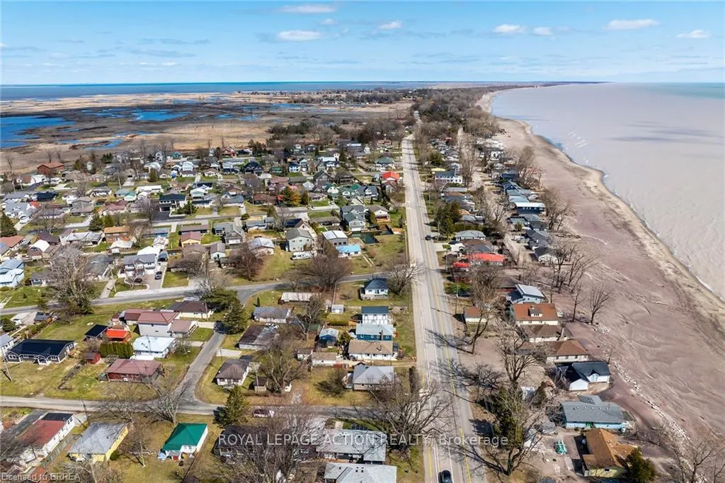 Photo 37 of 88 Erie Boulevard, Norfolk, Long Point — HOMEH