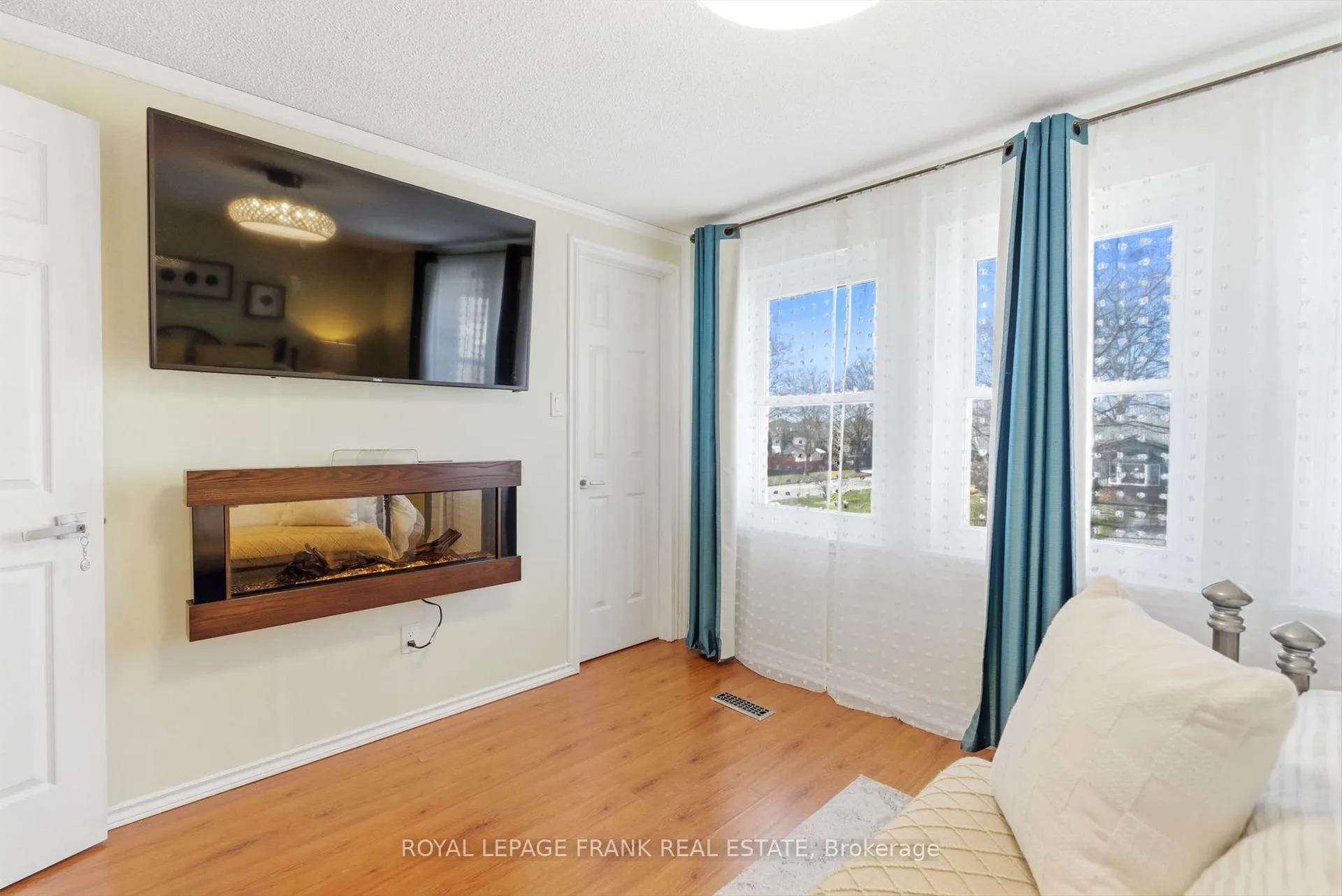Photo 22 of 1287 Astra Avenue, Oshawa, Eastdale — HOMEH