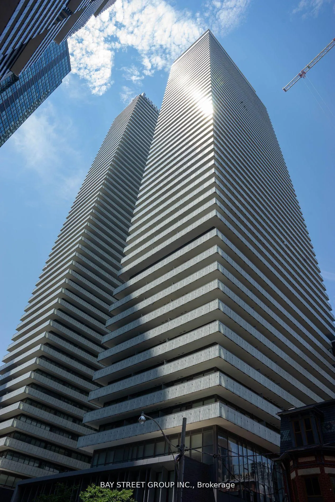 Front of Unit 3911, 50 Charles Street E
