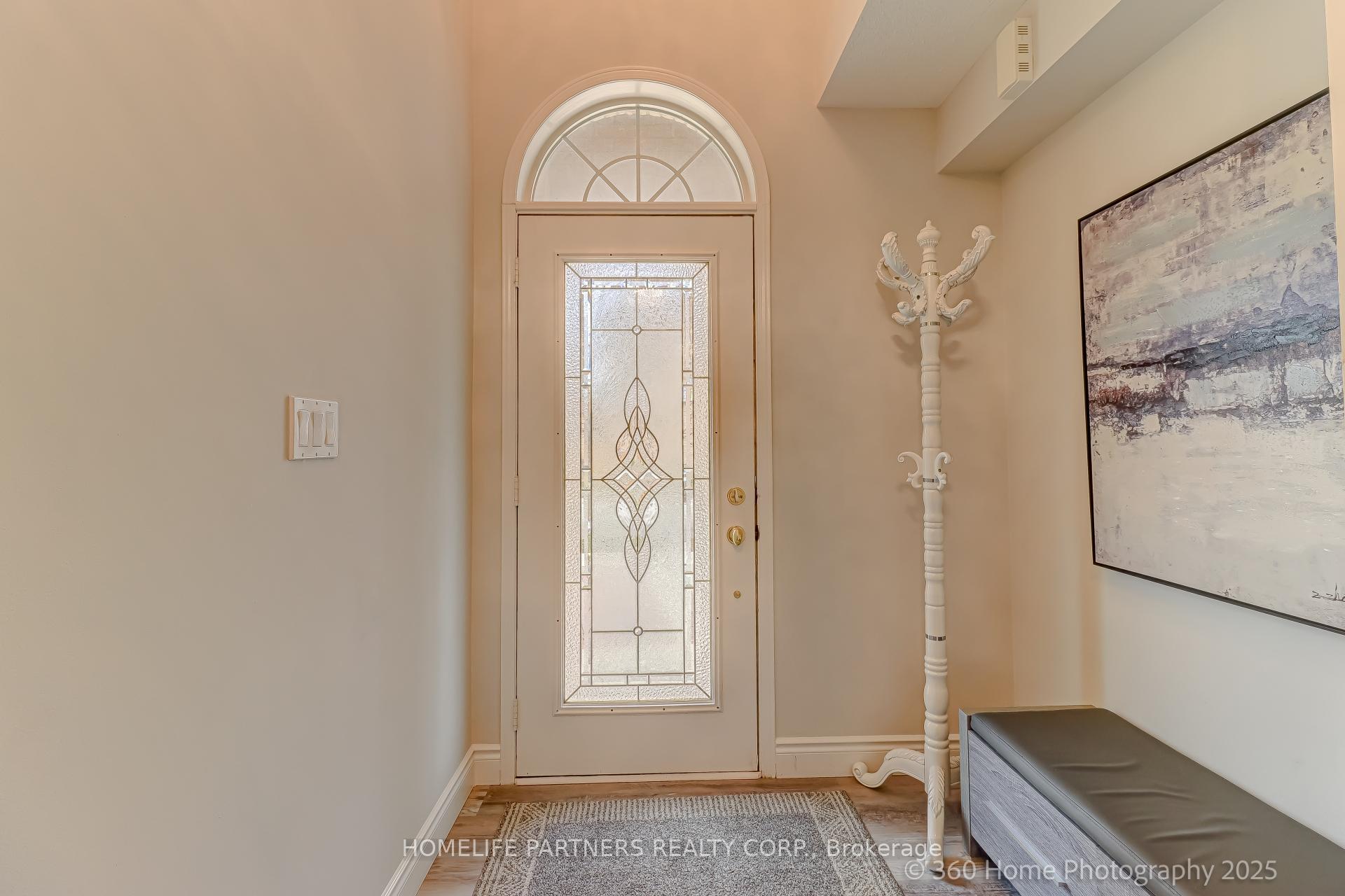 Photo 6 of 31 Knoll Haven Circle, Caledon, Bolton North — HOMEH