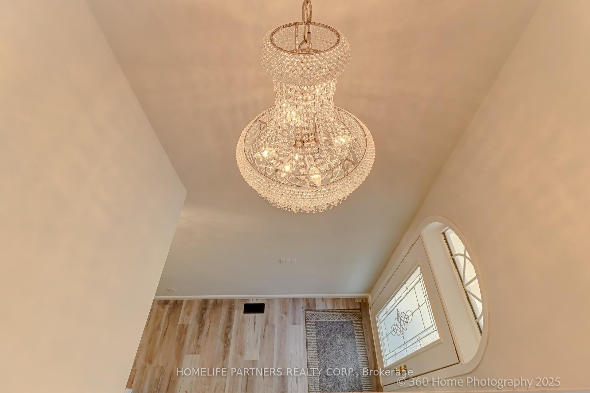 Photo 5 of 31 Knoll Haven Circle, Caledon, Bolton North — HOMEH