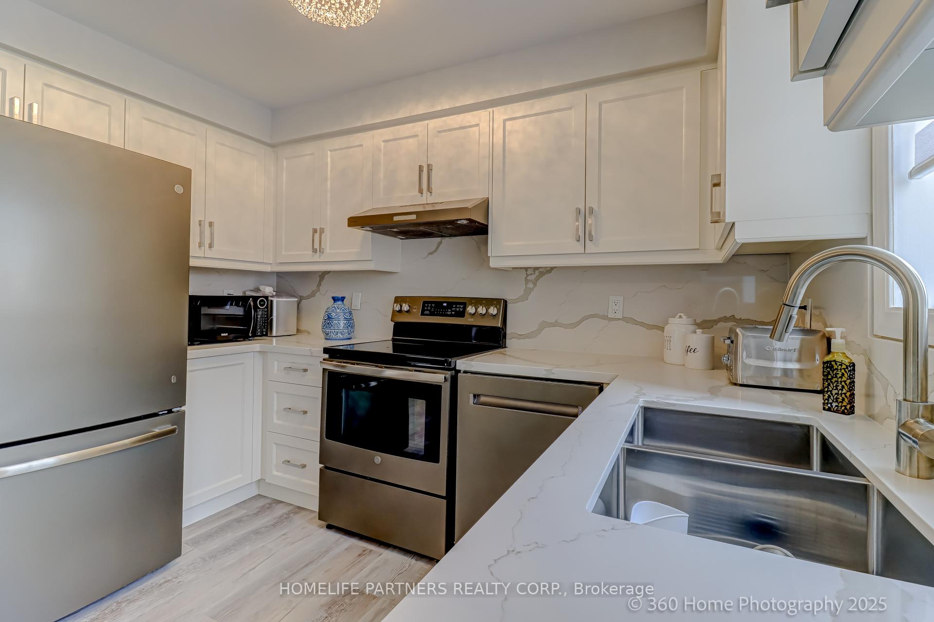 Photo 7 of 31 Knoll Haven Circle, Caledon, Bolton North — HOMEH