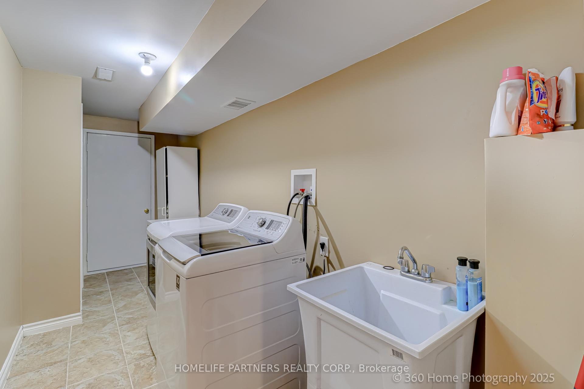 Photo 18 of 31 Knoll Haven Circle, Caledon, Bolton North — HOMEH