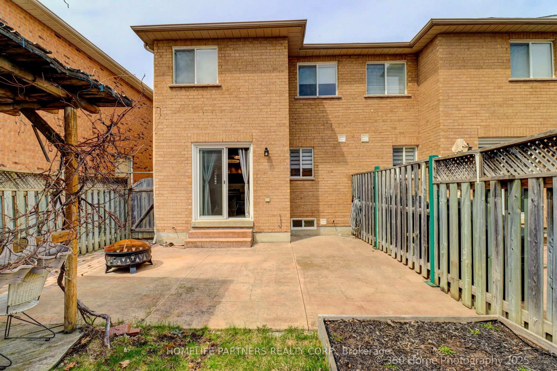 Photo 15 of 31 Knoll Haven Circle, Caledon, Bolton North — HOMEH