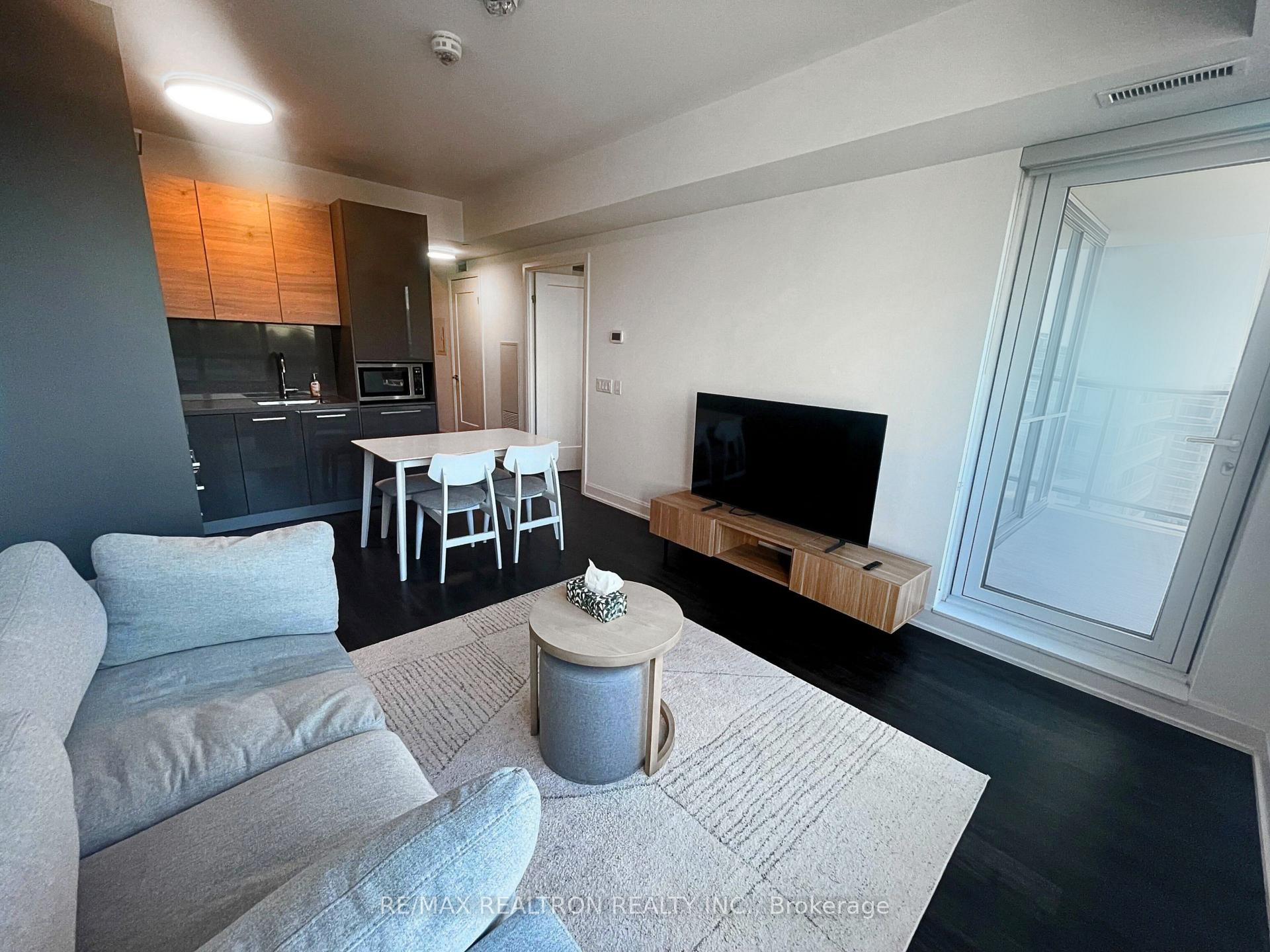 Photo 3 of Unit 301, 38 Gandhi Lane, Markham, Commerce Valley — HOMEH