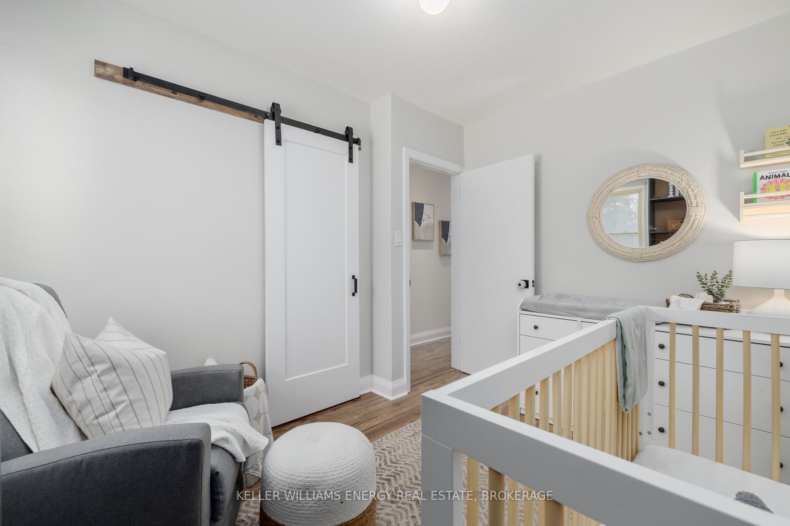 Photo 13 of 17 Admiral Road, Ajax, South East — HOMEH