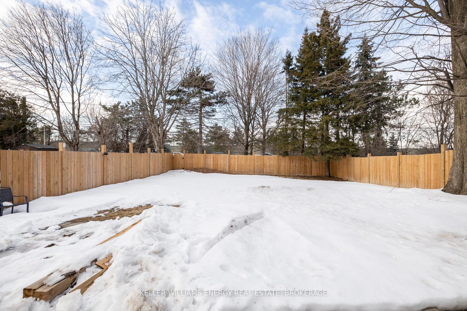 Photo 28 of 17 Admiral Road, Ajax, South East — HOMEH
