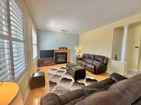 Photo 10 of 64 Maple Stand Way S, Ottawa, Barrhaven East — HOMEH
