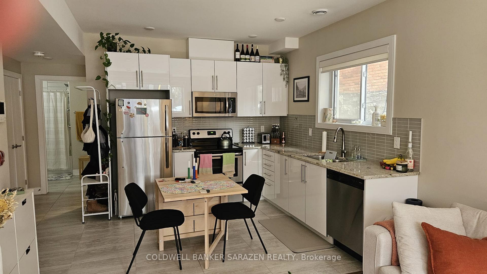 Photo 4 of Unit 2, 7 Monk Street, Ottawa, Glebe — HOMEH