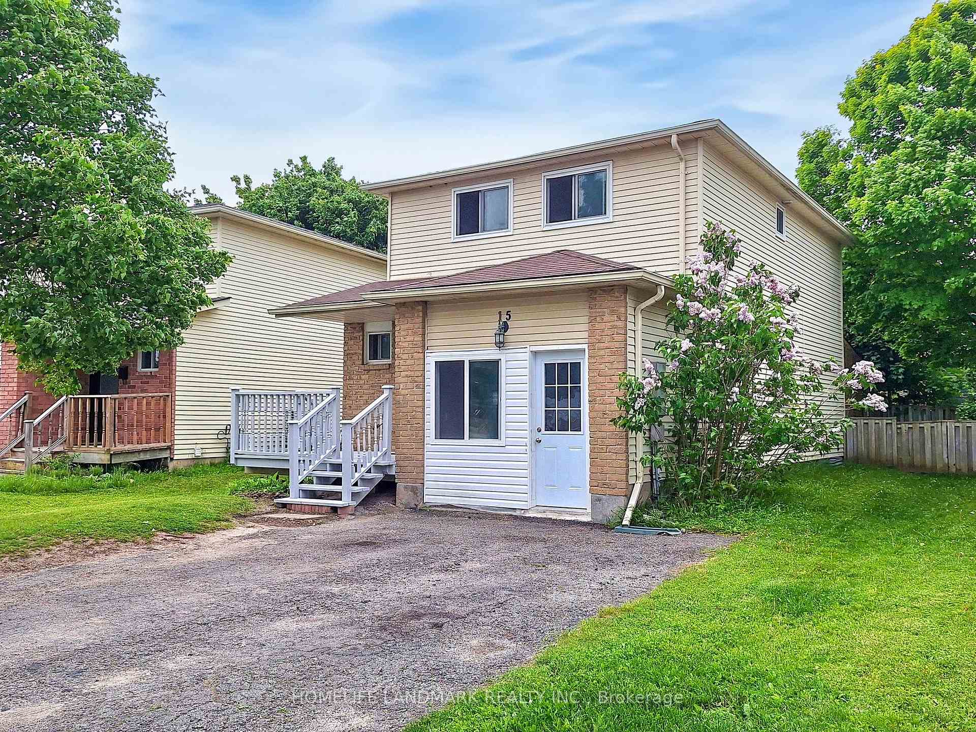Photo 2 of 15 Corbett Drive, Barrie, Grove East — HOMEH