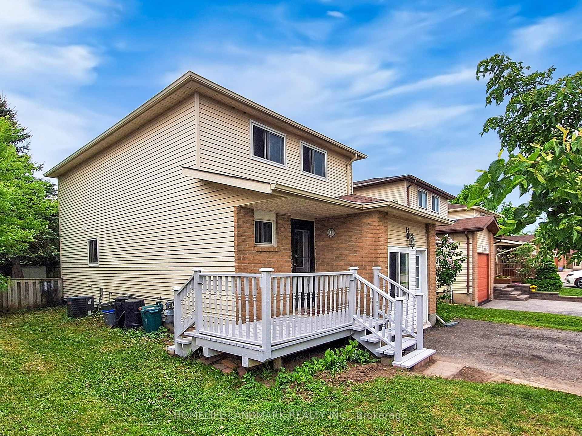 Photo 4 of 15 Corbett Drive, Barrie, Grove East — HOMEH