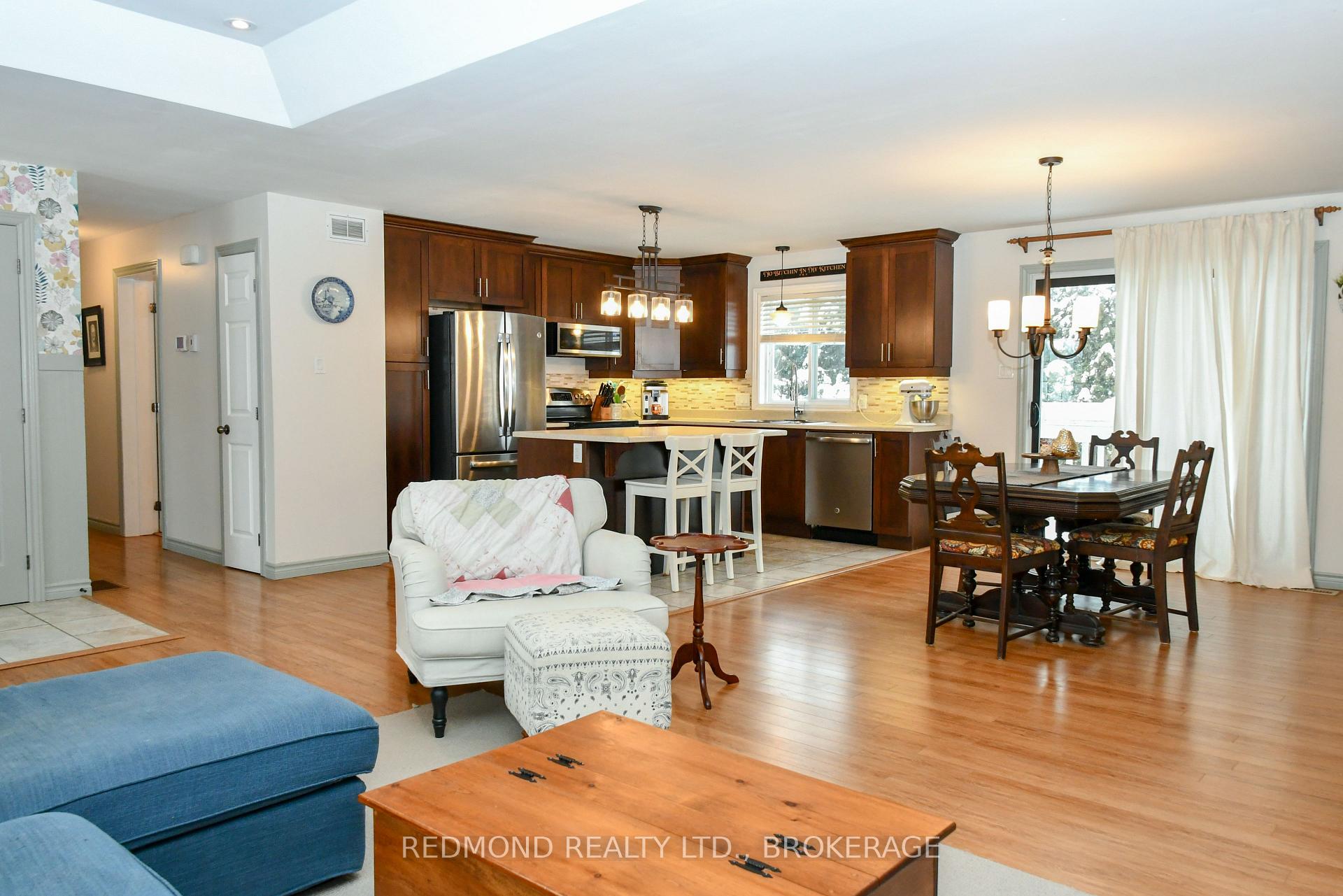 Photo 7 of 128 Maplecroft Court, Gananoque — HOMEH