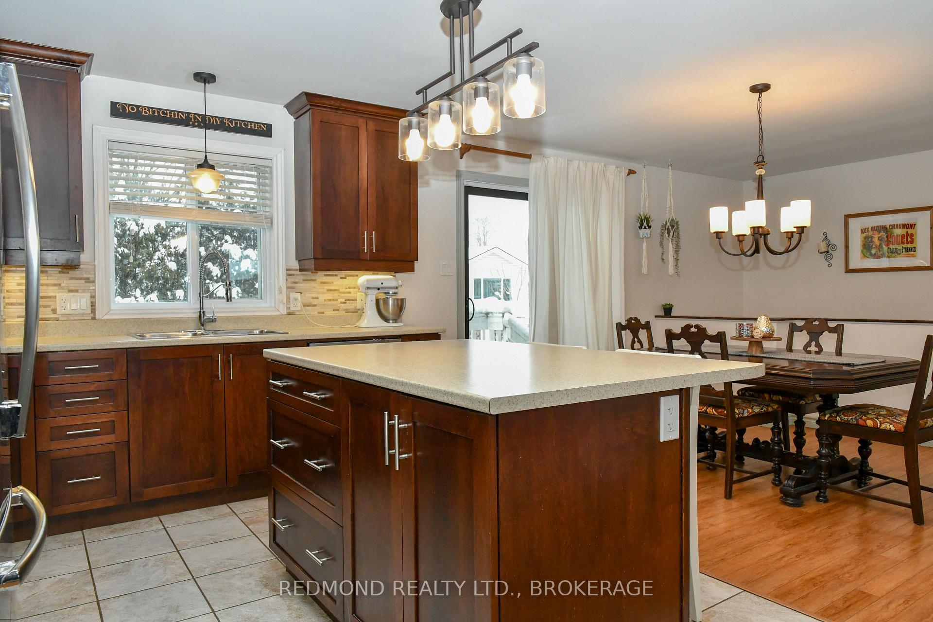 Photo 15 of 128 Maplecroft Court, Gananoque — HOMEH