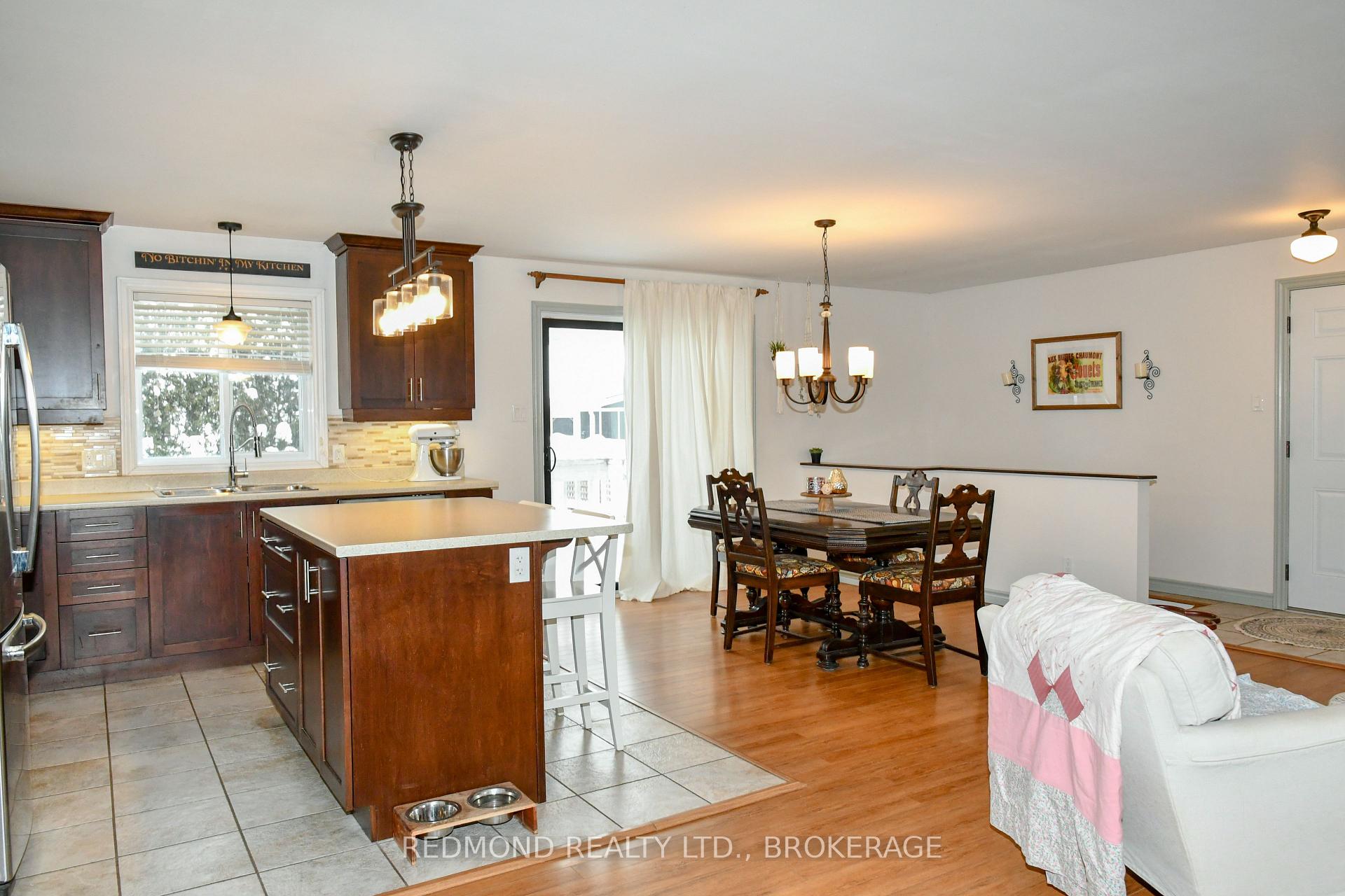 Photo 16 of 128 Maplecroft Court, Gananoque — HOMEH