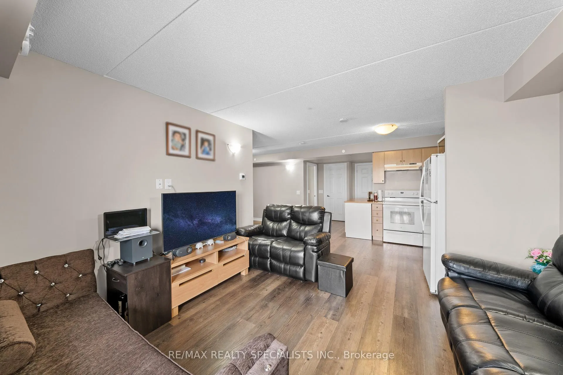 Photo 12 of Unit 407, 716 Main Street E, Milton, Timberlea — HOMEH