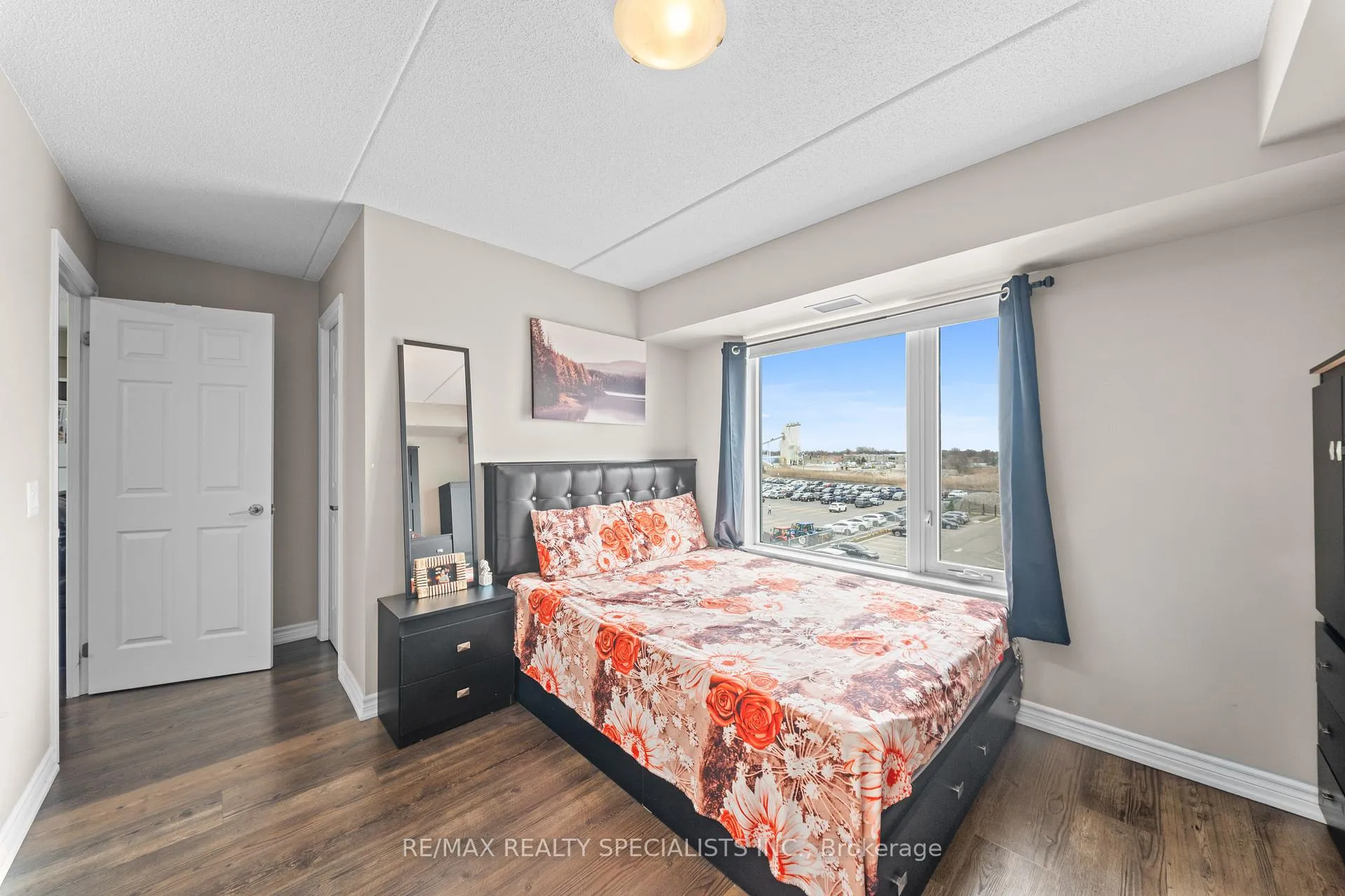 Photo 20 of Unit 407, 716 Main Street E, Milton, Timberlea — HOMEH