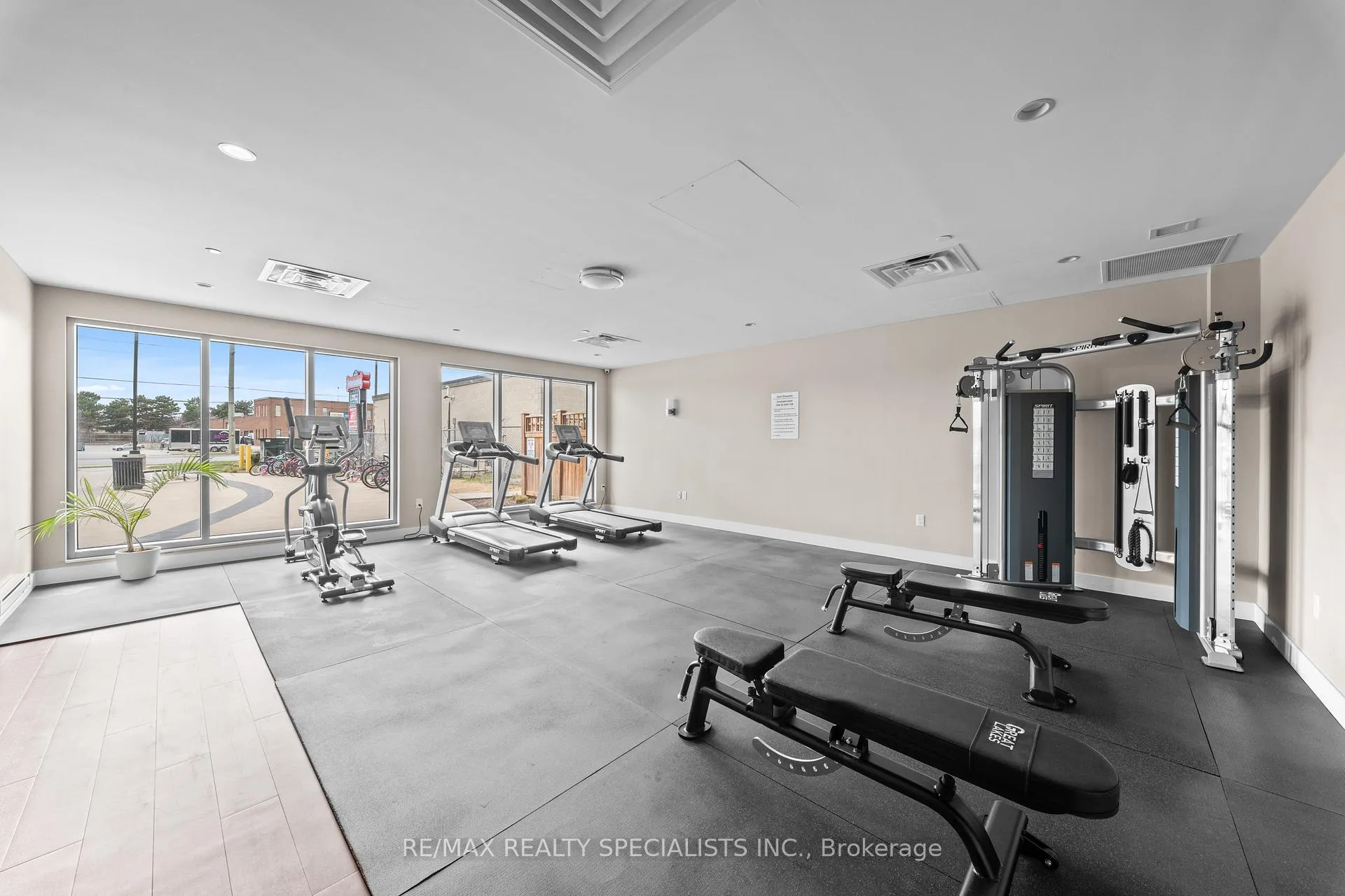 Photo 29 of Unit 407, 716 Main Street E, Milton, Timberlea — HOMEH