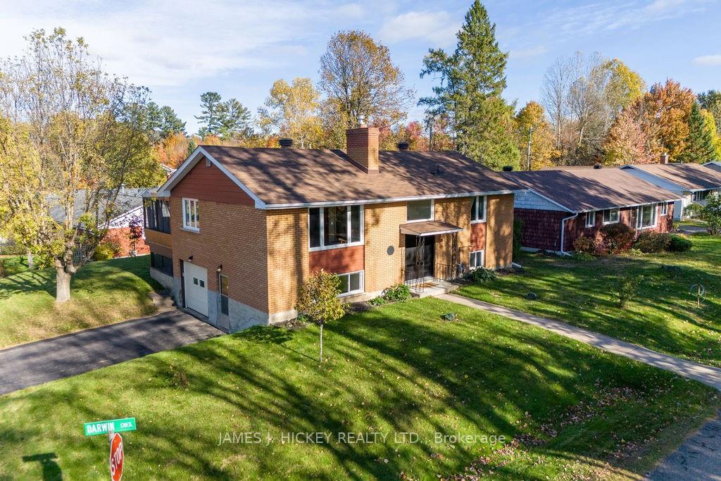 Photo 1 of 1 Darwin Crescent, Deep River, Deep River — HOMEH