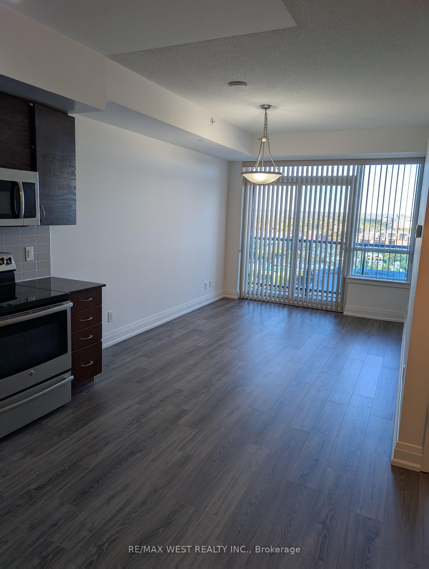 Photo 2 of Unit 901, 7165 Yonge Street, Markham, Grandview — HOMEH