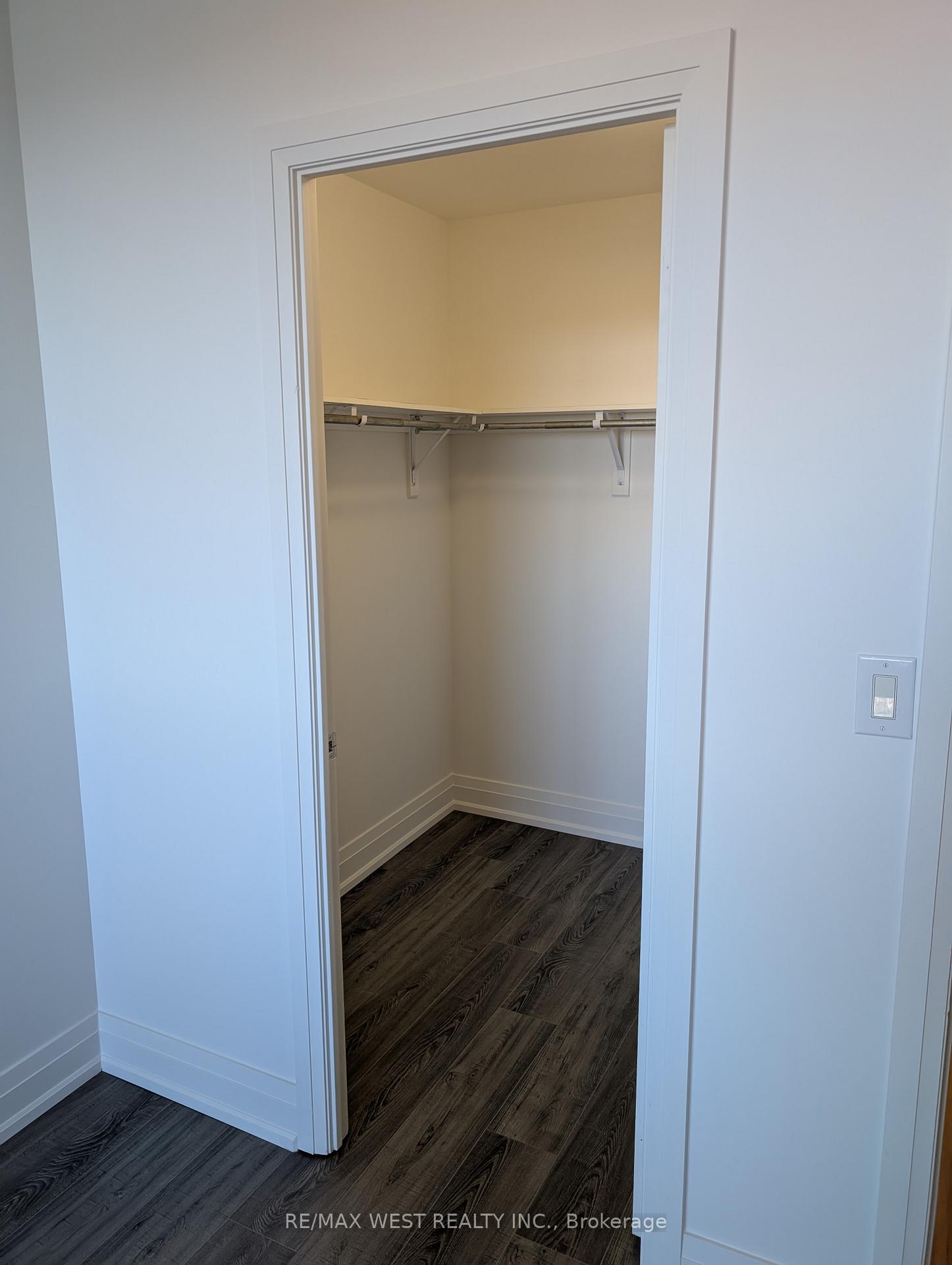 Photo 14 of Unit 901, 7165 Yonge Street, Markham, Grandview — HOMEH