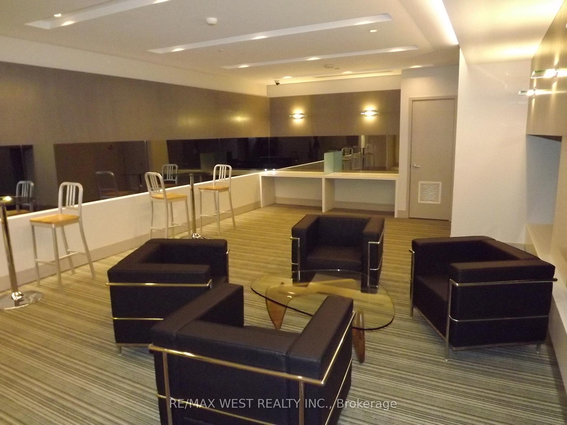 Photo 21 of Unit 901, 7165 Yonge Street, Markham, Grandview — HOMEH