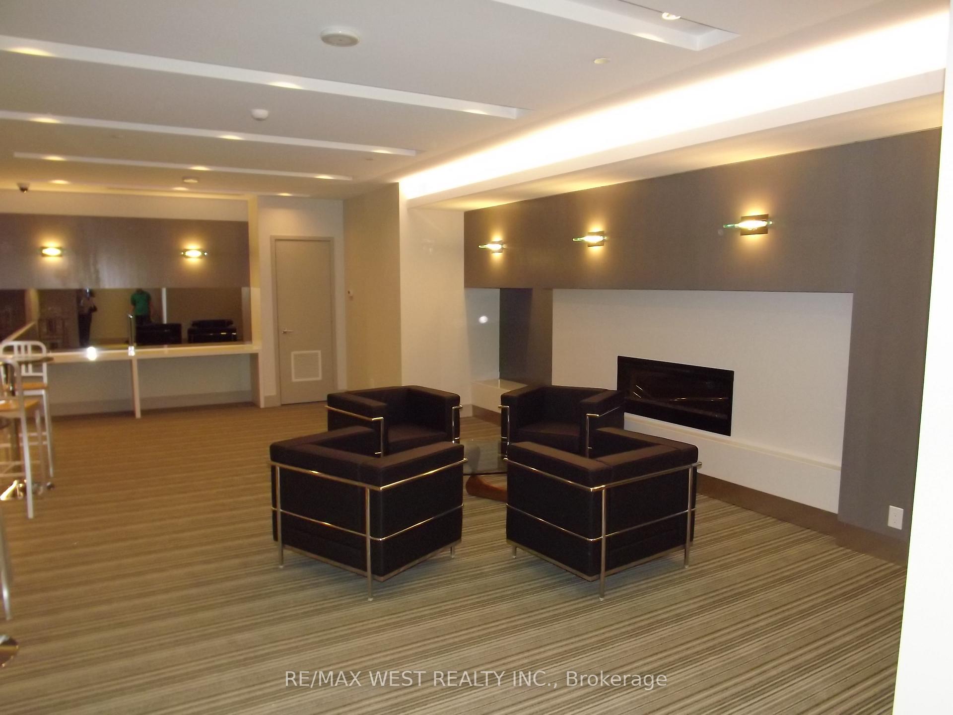 Photo 22 of Unit 901, 7165 Yonge Street, Markham, Grandview — HOMEH