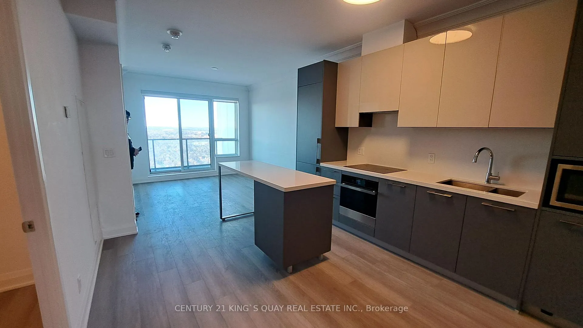 Photo 2 of Unit 3909, 8 Water Walk Drive, Markham, Unionville — HOMEH