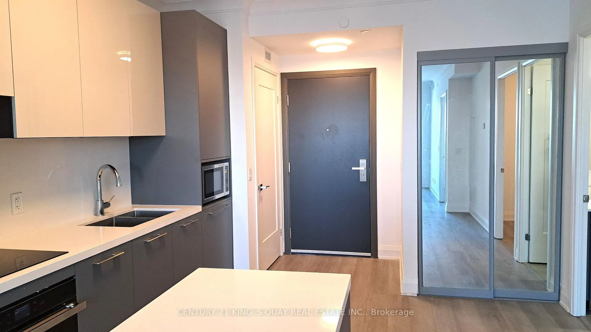 Photo 13 of Unit 3909, 8 Water Walk Drive, Markham, Unionville — HOMEH