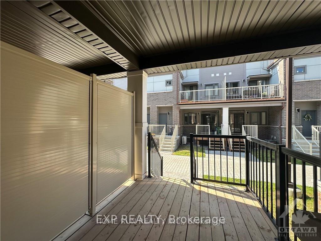Photo 3 of 169 Anthracite Private, Ottawa, Barrhaven - Heritage Park — HOMEH