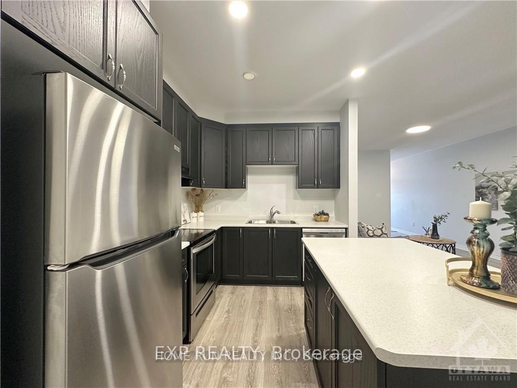 Photo 11 of 169 Anthracite Private, Ottawa, Barrhaven - Heritage Park — HOMEH