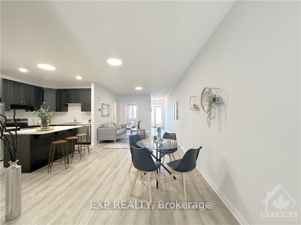 Photo 15 of 169 Anthracite Private, Ottawa, Barrhaven - Heritage Park — HOMEH