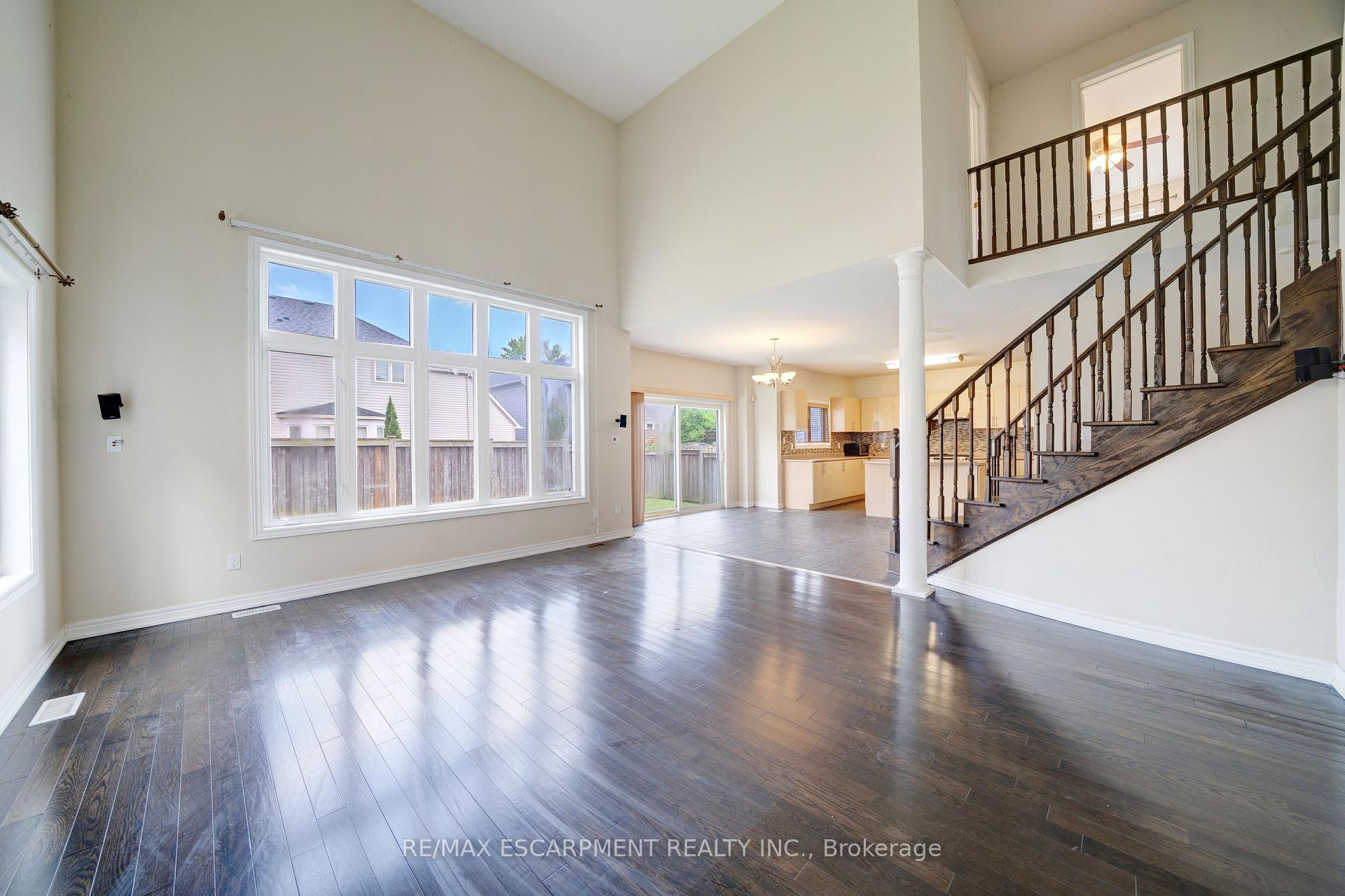 Photo 16 of 11 Belsey Lane, Clarington, Newcastle — HOMEH