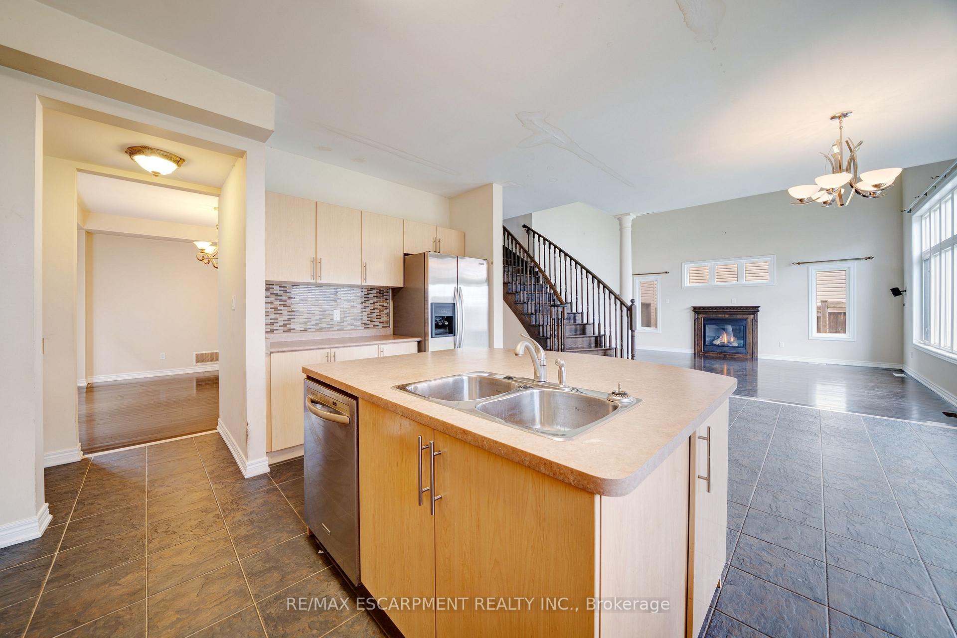 Photo 19 of 11 Belsey Lane, Clarington, Newcastle — HOMEH