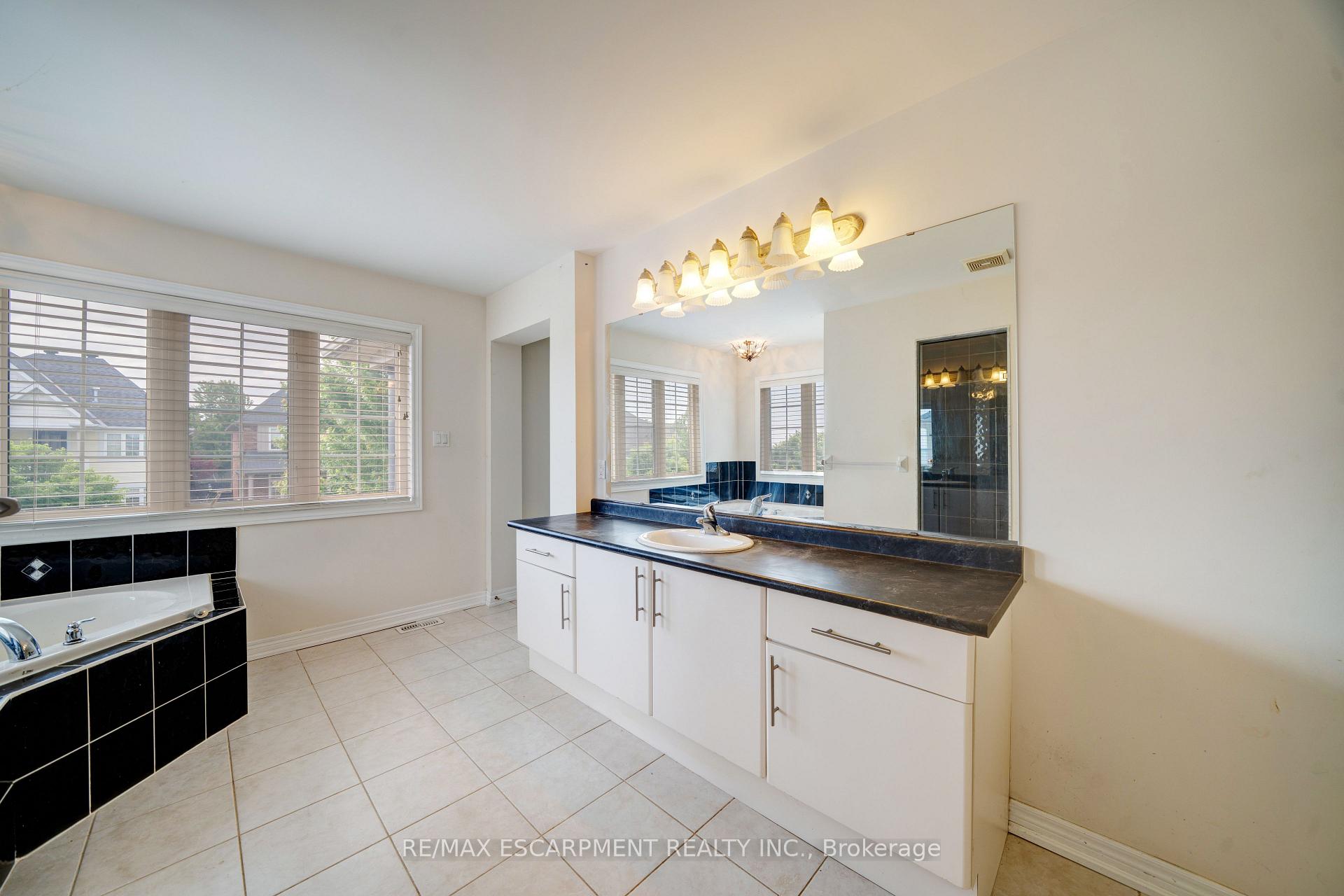 Photo 30 of 11 Belsey Lane, Clarington, Newcastle — HOMEH