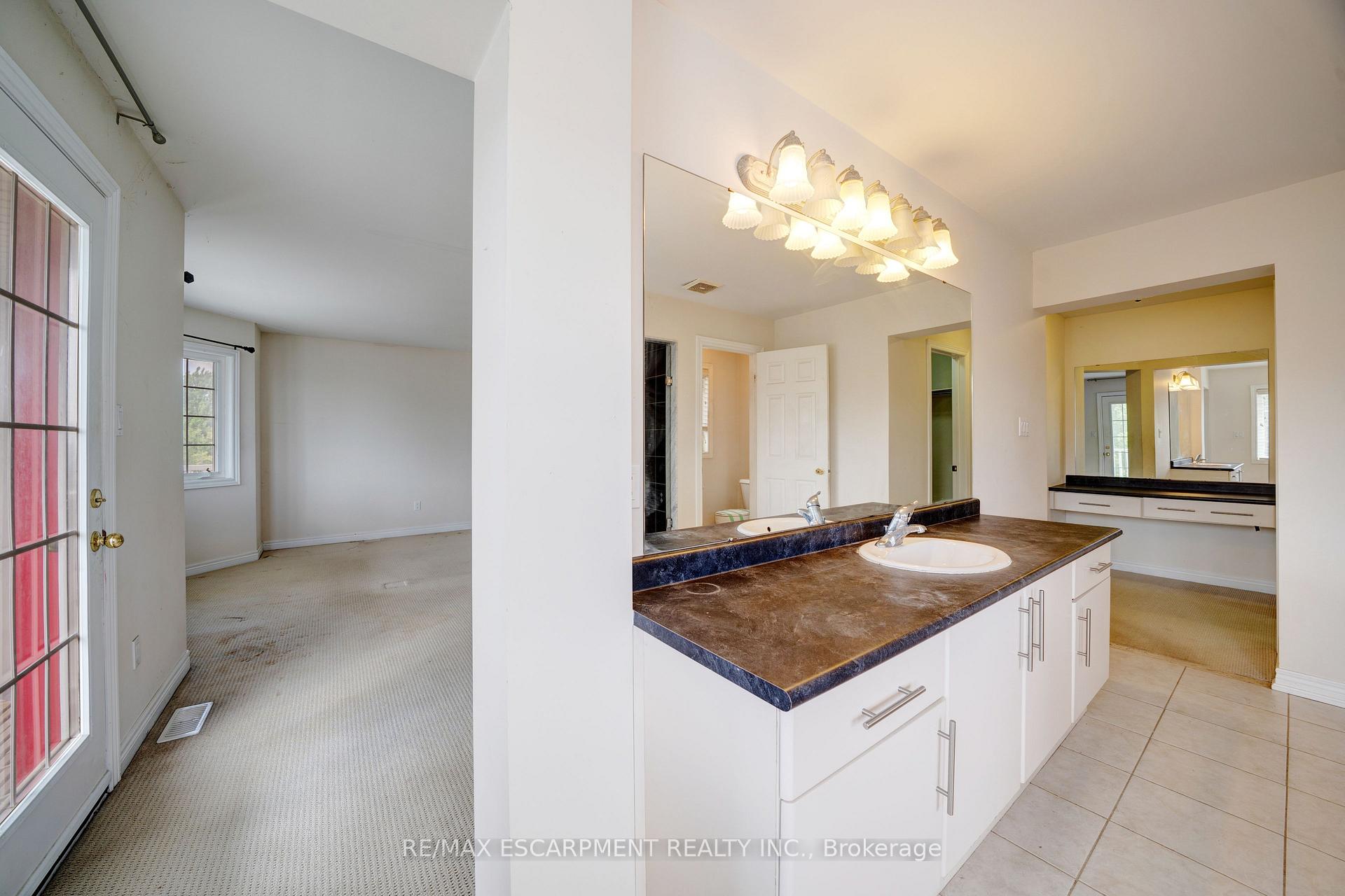 Photo 31 of 11 Belsey Lane, Clarington, Newcastle — HOMEH